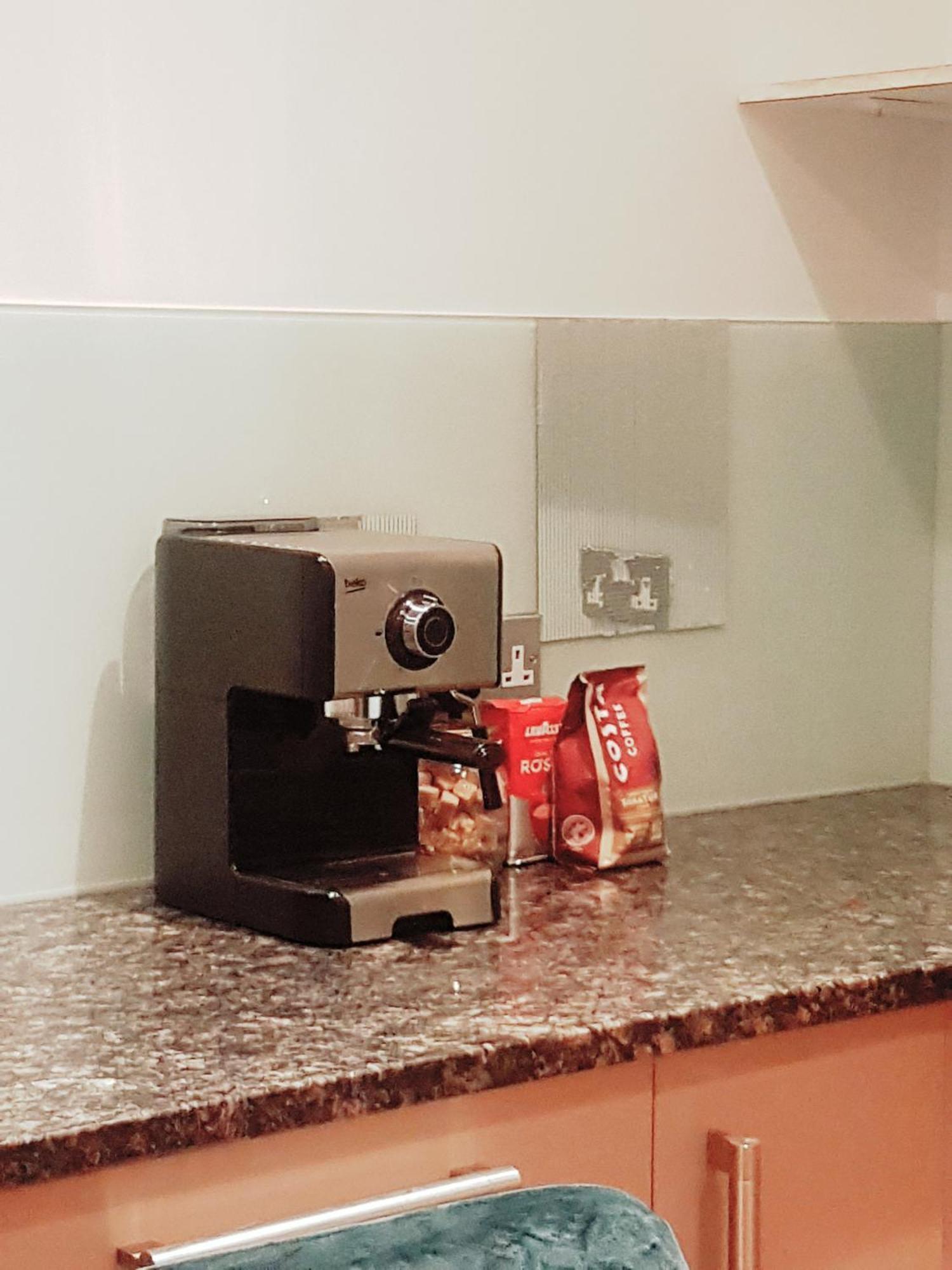 London City View Apartment, Short Walk To Tower Bridge, Free Parking Eksteriør billede